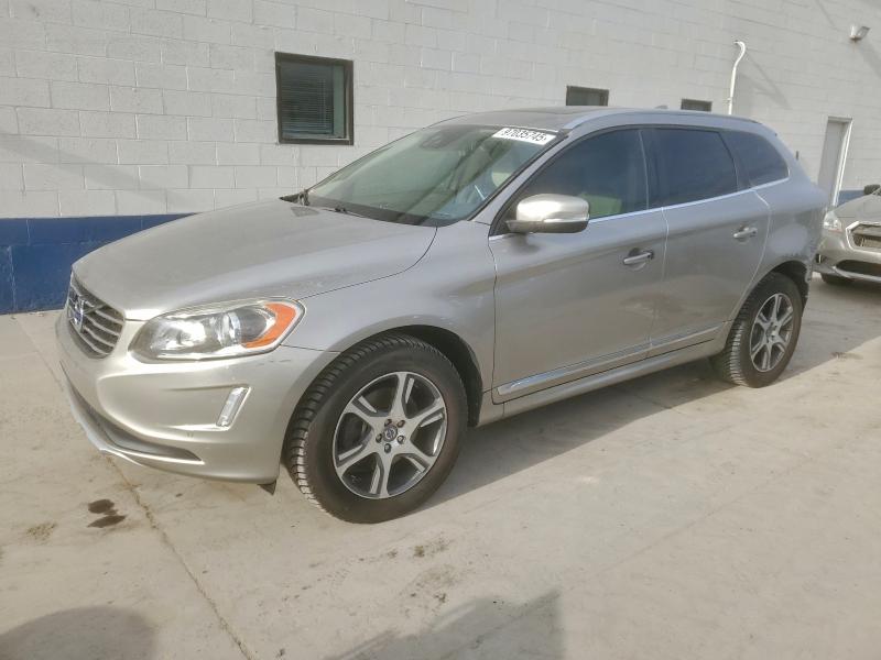 2015 VOLVO XC60 T6 PR — VIN YV4902RC5F2587676
