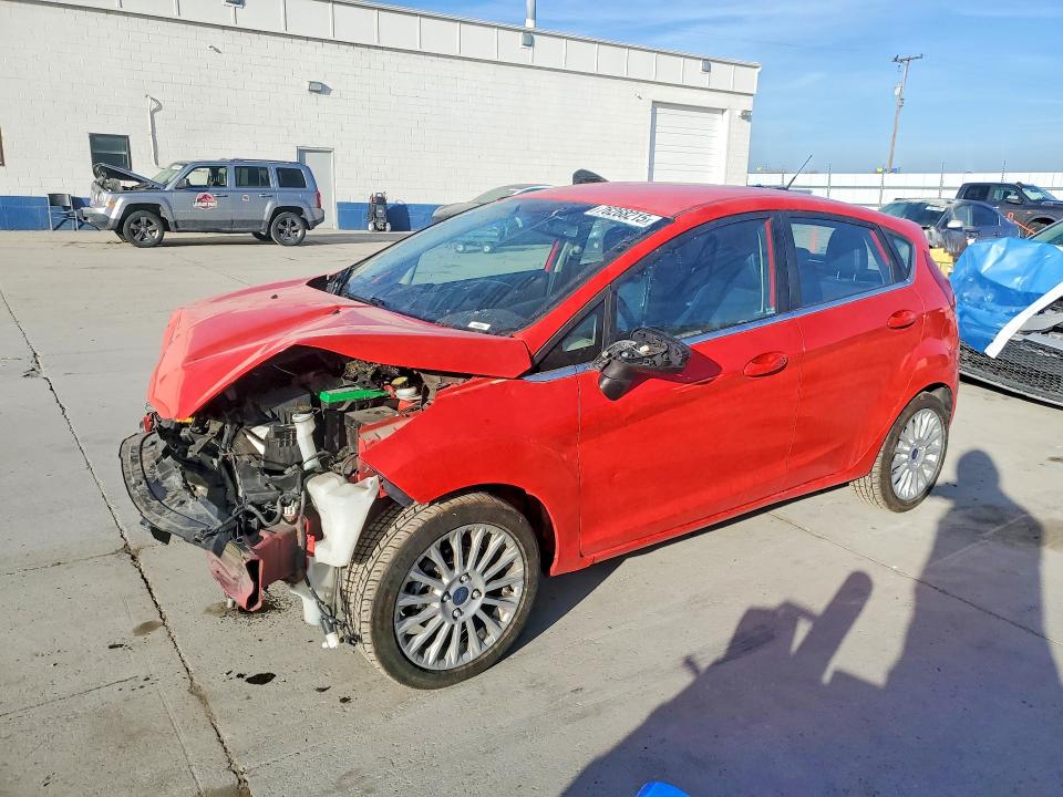2015 FORD FIESTA — VIN 3FADP4FJ4FM218524