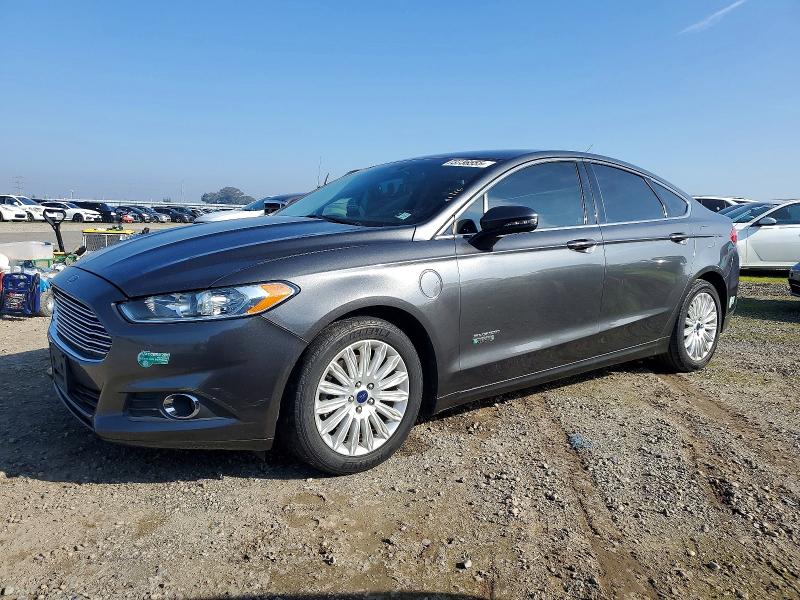 2016 FORD FUSION SE — VIN 3FA6P0PU7GR305915