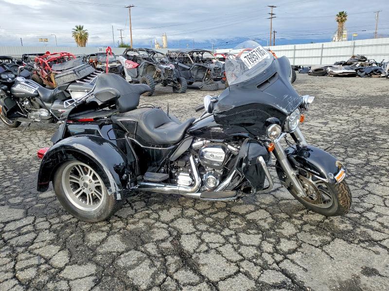 2018 HARLEY-DAVIDSON FLHTCUTG — VIN 1HD1MAD16JB859115