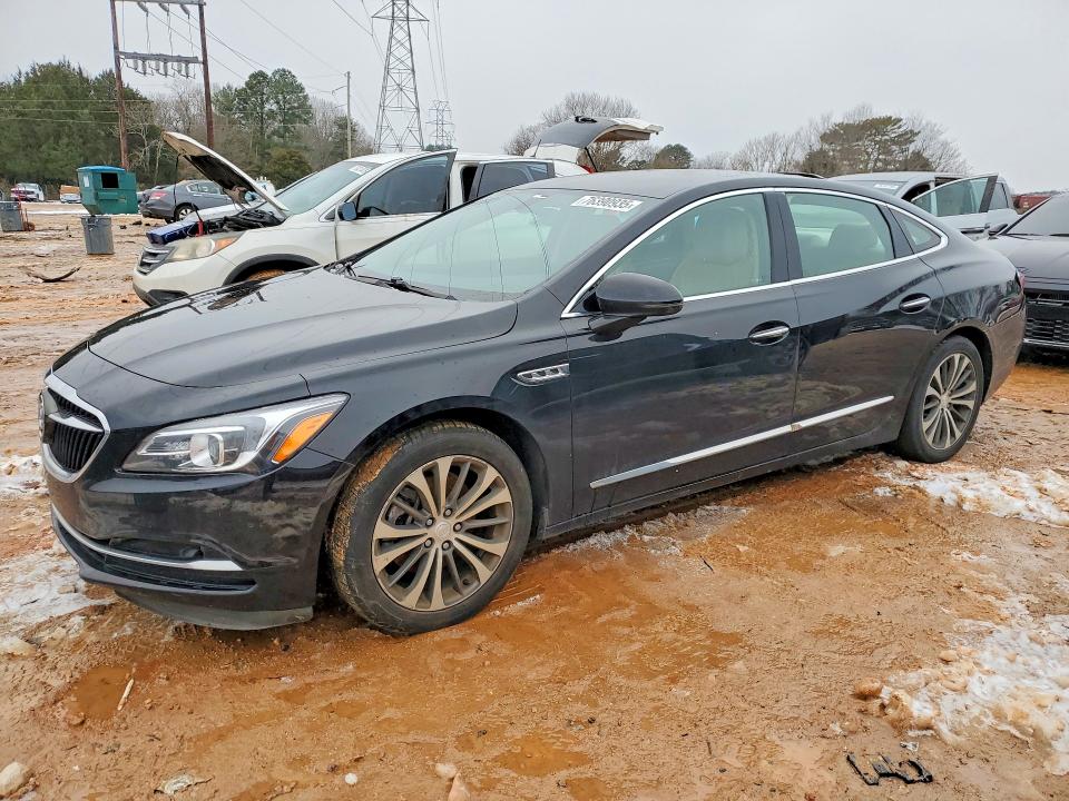 2017 BUICK LACROSSE E — VIN 1G4ZP5SS4HU180470