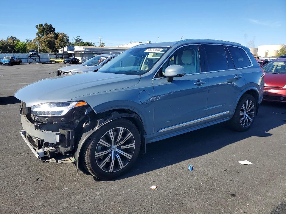 2022 VOLVO XC90 — VIN YV4BR00LXN1806628
