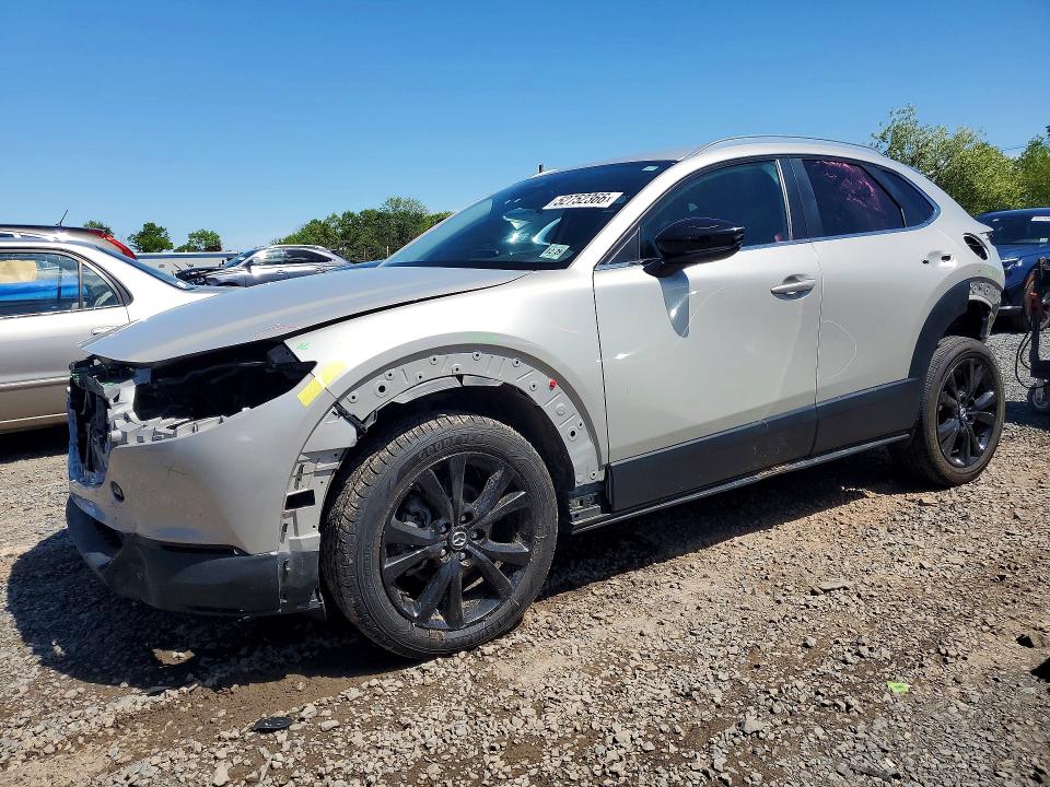 2024 MAZDA CX-30 — VIN 3MVDMBBM9RM638015