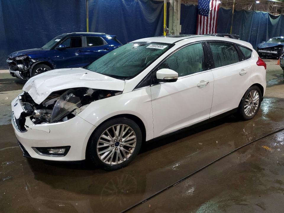 2016 FORD FOCUS — VIN 1FADP3N24GL299449