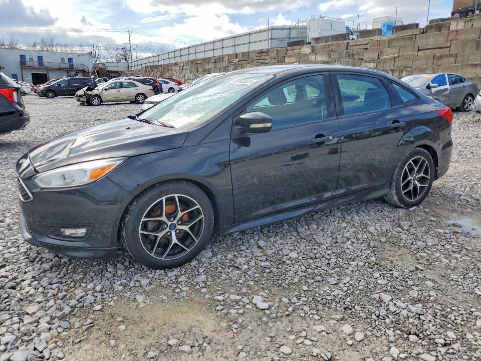 2015 FORD FOCUS — VIN 1FADP3F27FL374271