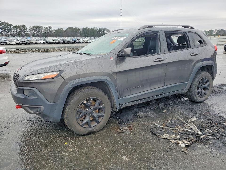 2015 JEEP CHEROKEE — VIN 1C4PJMBS6FW575551