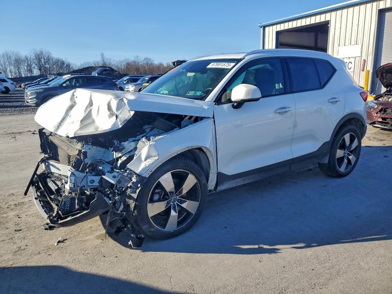 2020 VOLVO XC40 T5 MO — VIN YV4162UK7L2234765