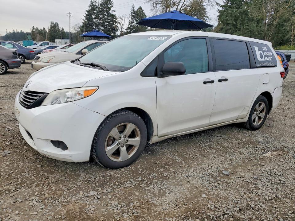 2016 TOYOTA SIENNA — VIN 5TDZK3DC6GS744698
