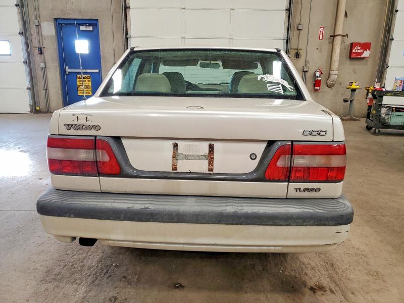 YV1LS5729T2305303