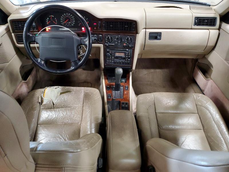 YV1LS5729T2305303