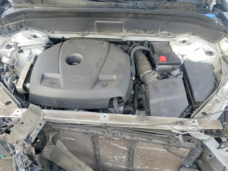 YV4A22PK8K1485399