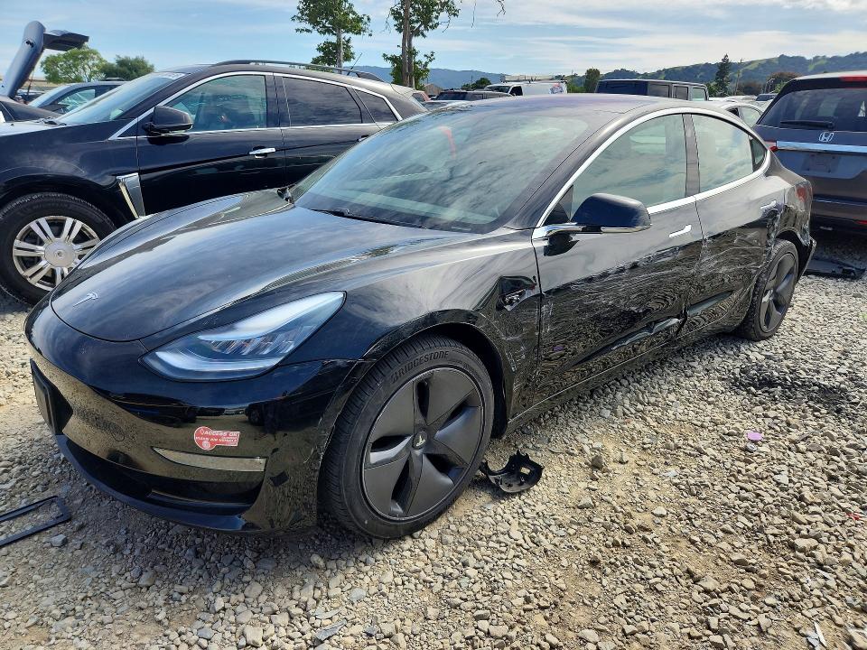 2018 TESLA MODEL 3 — VIN 5YJ3E1EB5JF113086