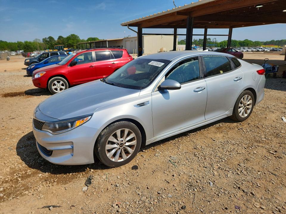 2016 KIA OPTIMA — VIN 5XXGU4L30GG063608