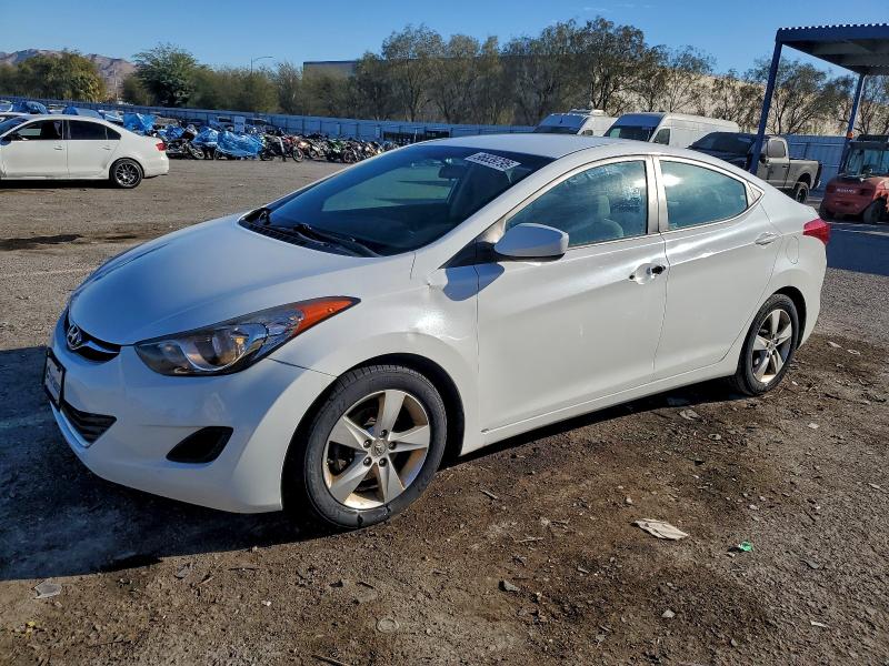 2013 HYUNDAI ELANTRA GL — VIN 5NPDH4AE2DH437423