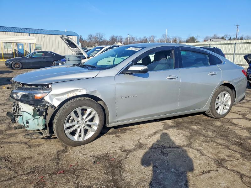 2016 CHEVROLET MALIBU LT — VIN 1G1ZE5ST4GF318958