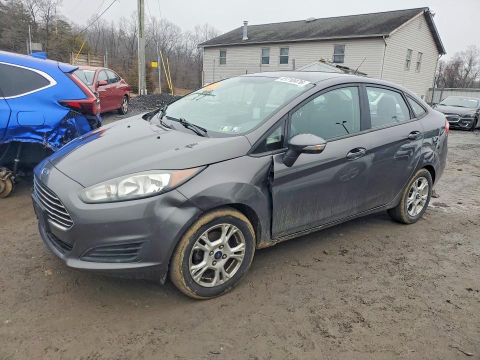 2015 FORD FIESTA — VIN 3FADP4BJ0FM157209
