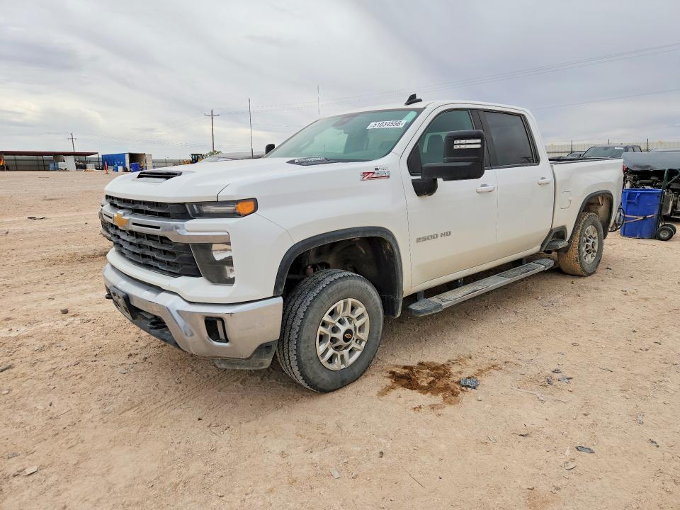 2024 CHEVROLET SILVERADO — VIN 2GC1YNEY1R1242161