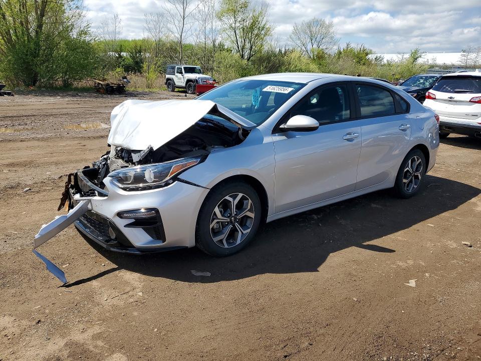 2021 KIA FORTE — VIN 3KPF24AD8ME391120