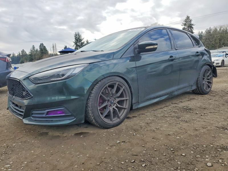 2016 FORD FOCUS ST — VIN 1FADP3L90GL389813