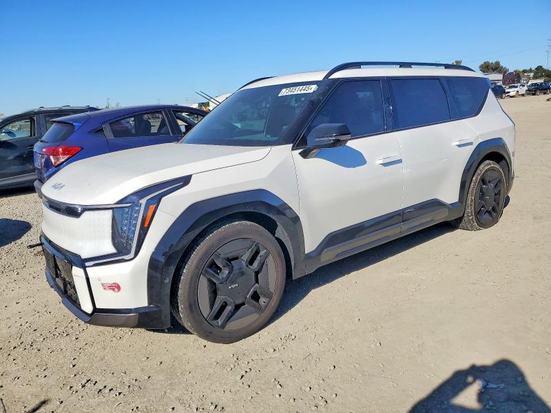 2024 KIA EV9 — VIN KNDAEFS50R6020194
