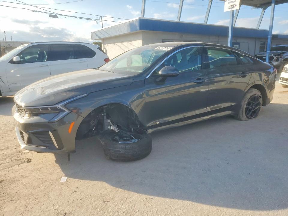 2026 KIA K5 LXS — VIN KNAG24J70T5428246