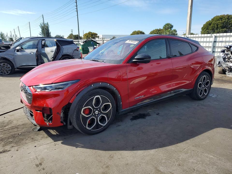2022 FORD MUSTANG MA — VIN 3FMTK4SE0NMA62554