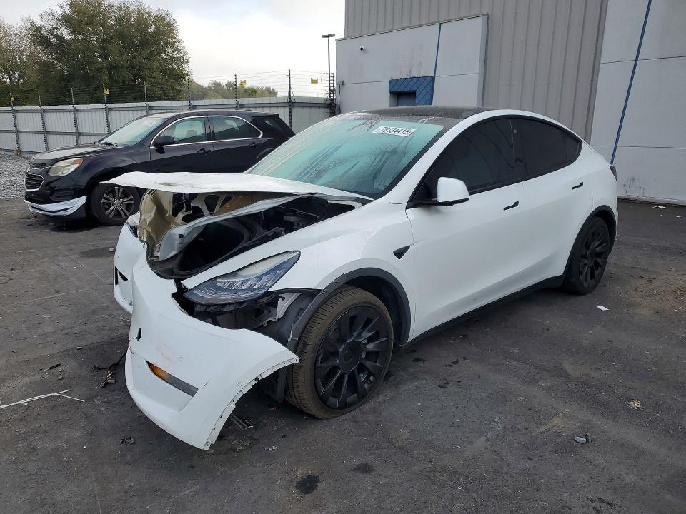 2020 TESLA MODEL Y — VIN 5YJYGDEE6LF046285