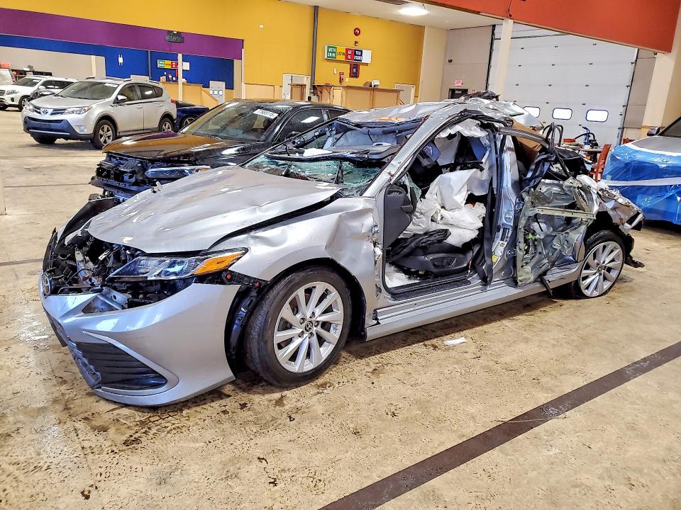 2022 TOYOTA CAMRY — VIN 4T1C11AK9NU645791