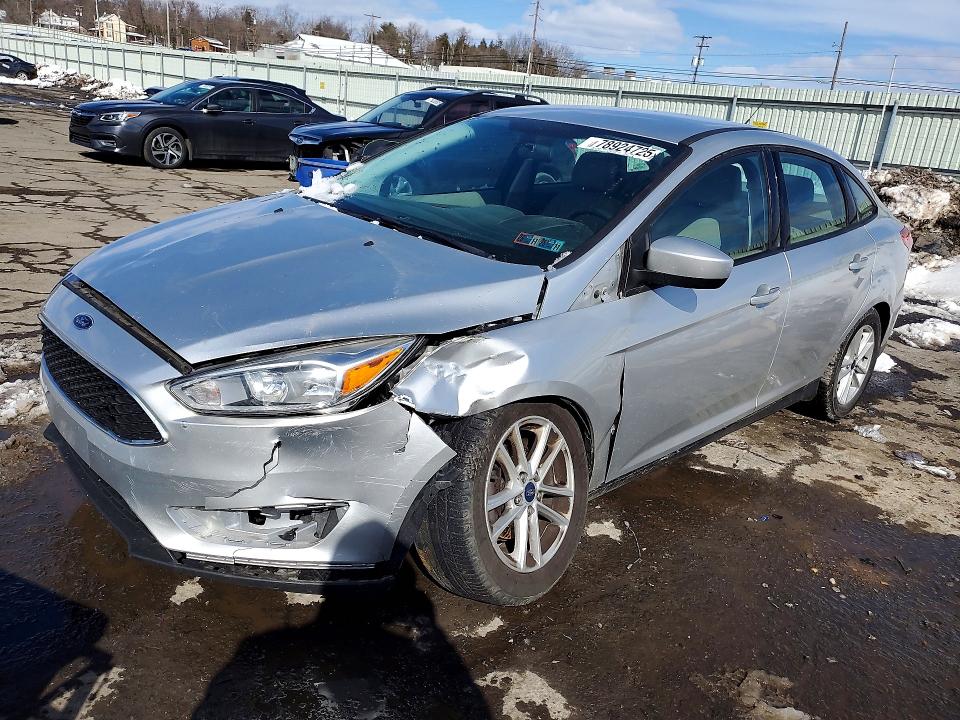 2018 FORD FOCUS — VIN 1FADP3F24JL299943