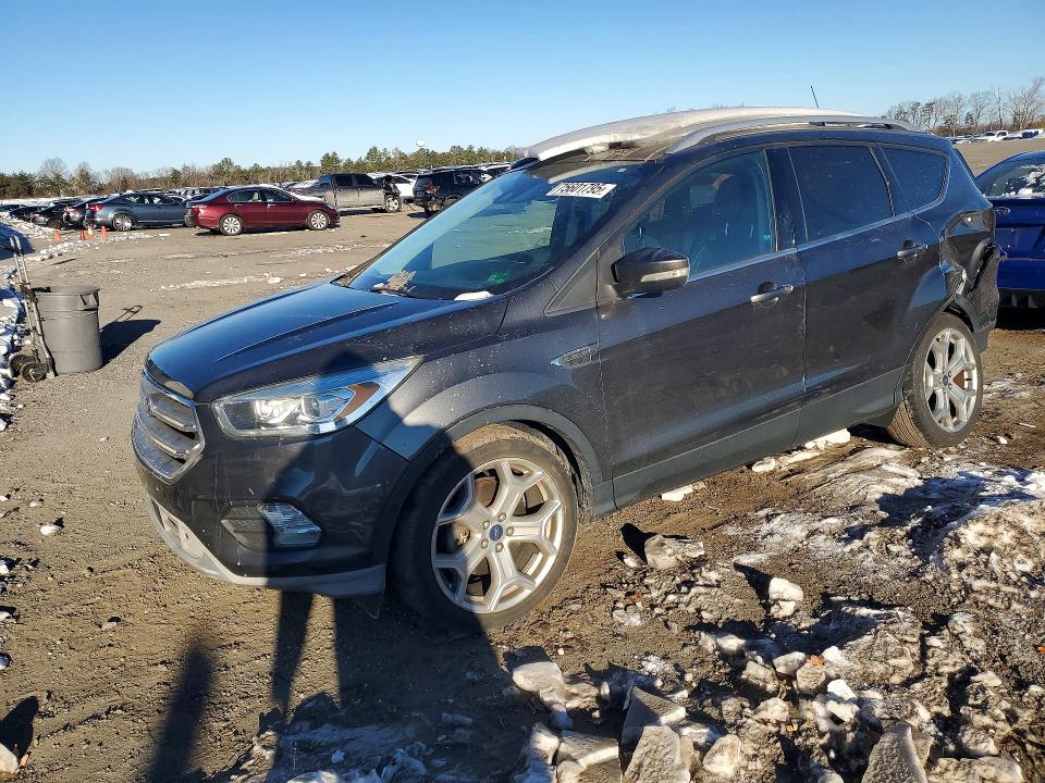 2017 FORD ESCAPE — VIN 1FMCU0J94HUA92003