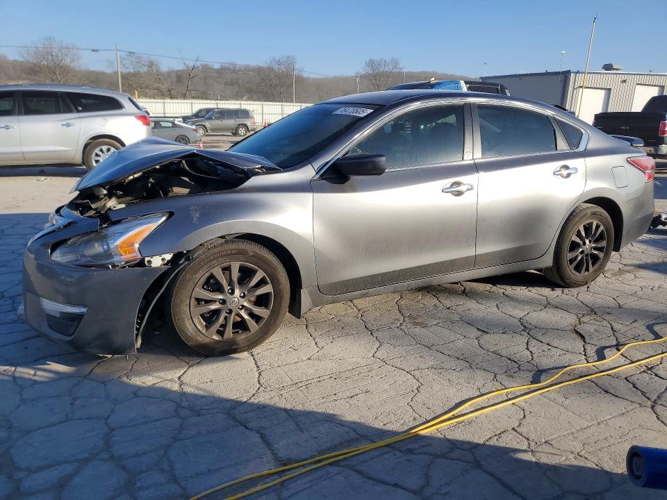 2015 NISSAN ALTIMA — VIN 1N4AL3AP6FC437104