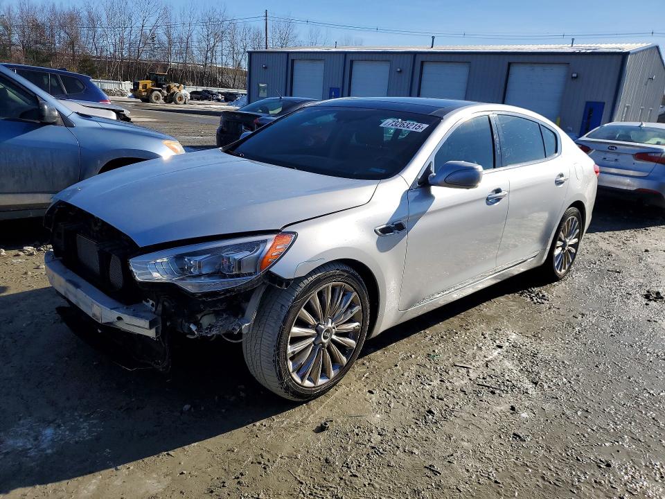 2015 KIA K900 — VIN KNALW4D4XF6016791