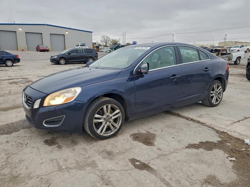 2013 VOLVO S60 T5 — VIN YV1612FS0D2200246