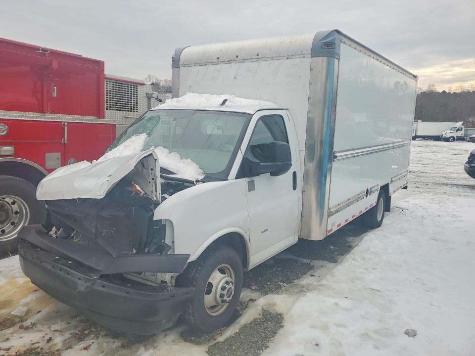 2022 GMC SAVANA CUT — VIN 7GZ37TC79NN008114