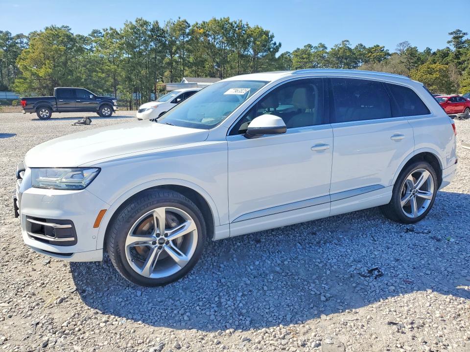 2019 AUDI Q7 — VIN WA1VAAF75KD011708