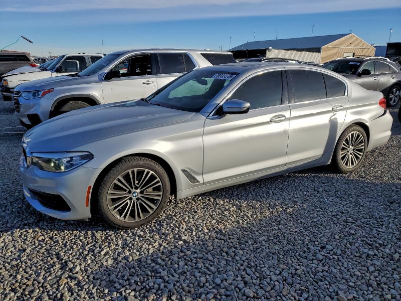 2019 BMW 530 I — VIN WBAJA5C59KWW05900