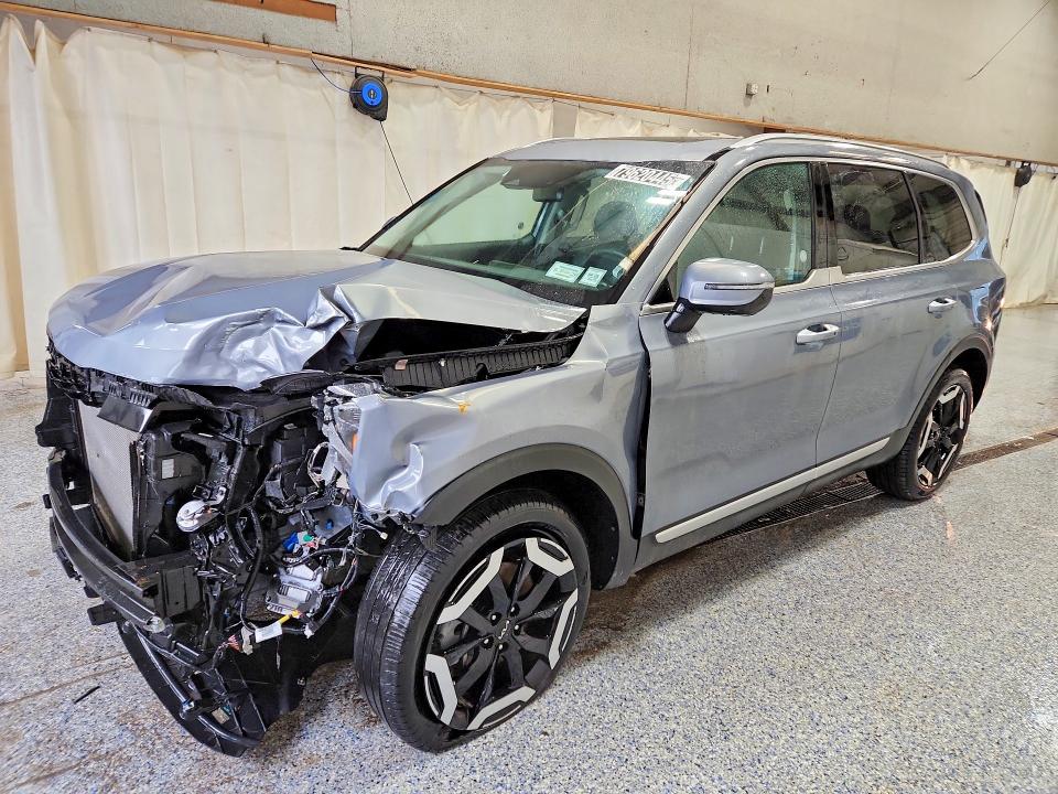 2025 KIA TELLURIDE — VIN 5XYP6DGC3SG643475