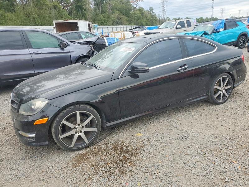 2015 MERCEDES-BENZ C — VIN WDDGJ4HB5FG364574
