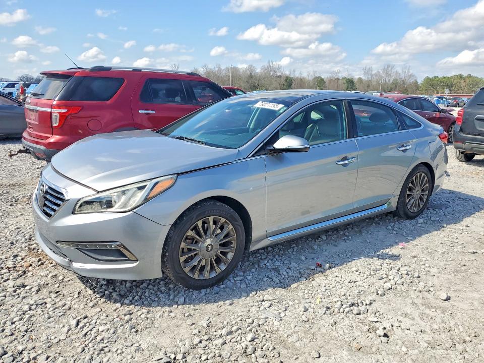 2015 HYUNDAI SONATA — VIN 5NPE34AFXFH081690