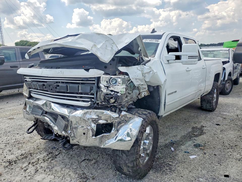 2018 CHEVROLET SILVERADO — VIN 1GC1KVEY1JF113058