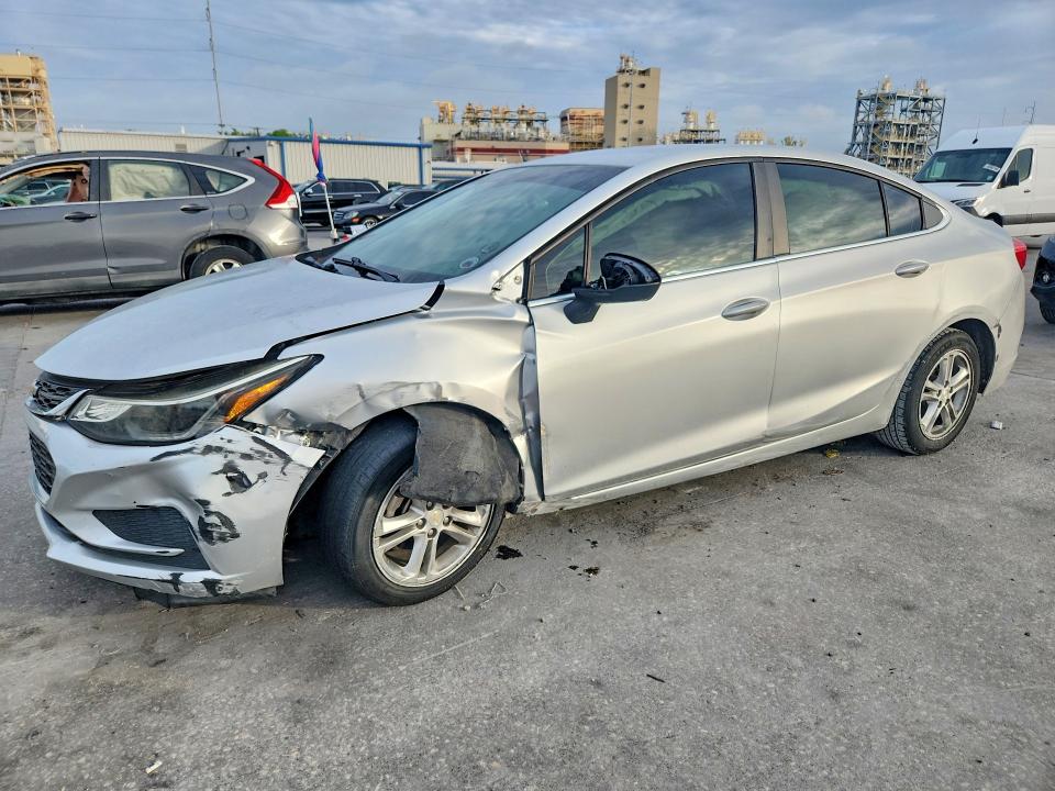 2017 CHEVROLET CRUZE — VIN 1G1BE5SM9H7221079