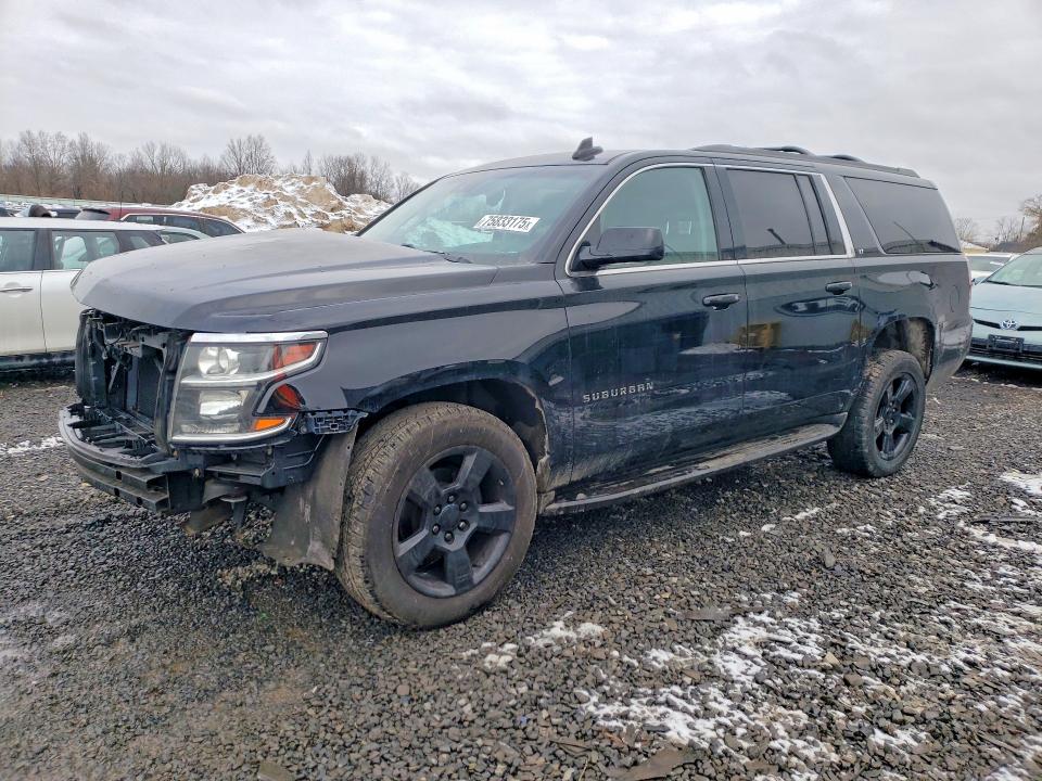2015 CHEVROLET SUBURBAN — VIN 1GNSKJKC7FR614670