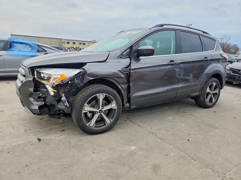 2018 FORD ESCAPE SEL — VIN 1FMCU0HD3JUC47902