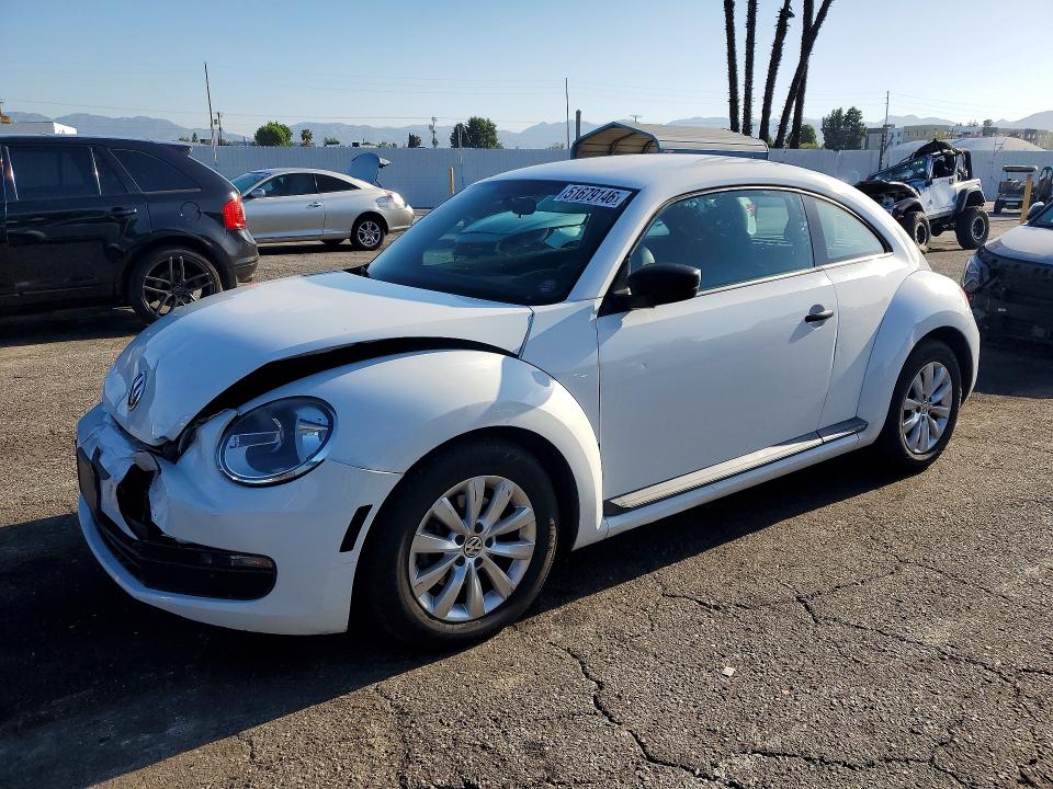 2015 VOLKSWAGEN BEETLE — VIN 3VWF17ATXFM651924