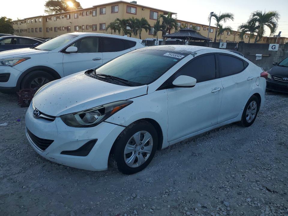 2016 HYUNDAI ELANTRA — VIN 5NPDH4AE5GH784944