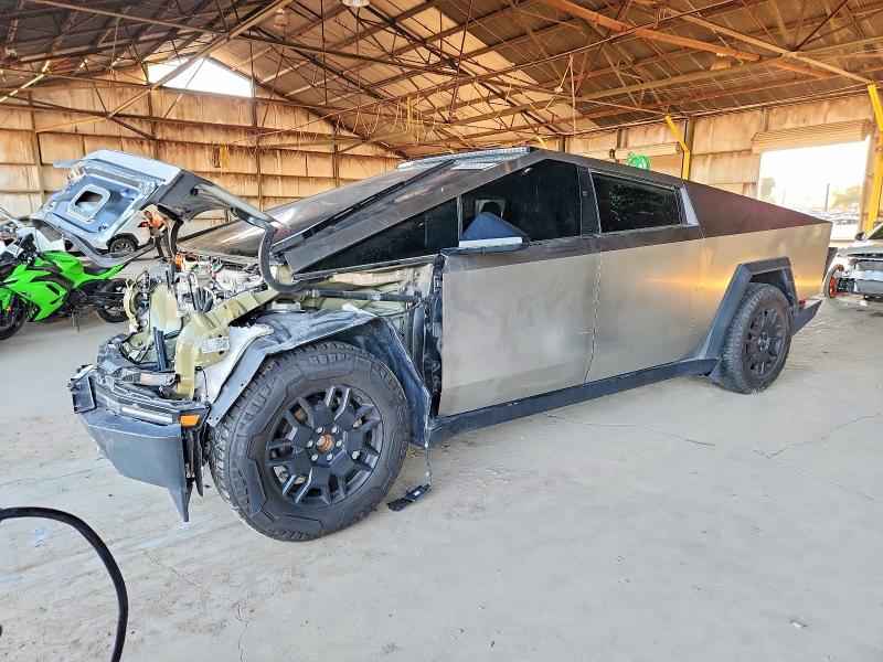 2024 TESLA CYBERTRUCK — VIN 7G2CEHEE6RA000224