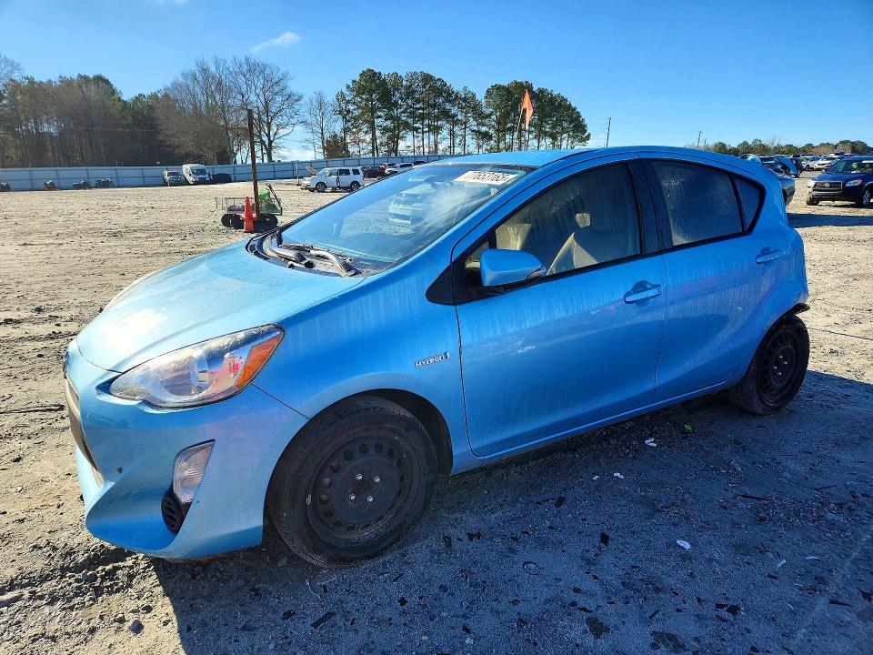2015 TOYOTA PRIUS C — VIN JTDKDTB33F1114759