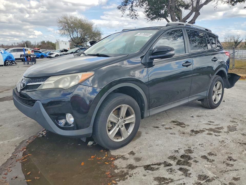 2015 TOYOTA RAV4 — VIN 2T3WFREV8FW211534