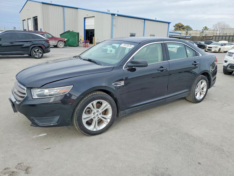 2016 FORD TAURUS SE — VIN 1FAHP2D84GG157502