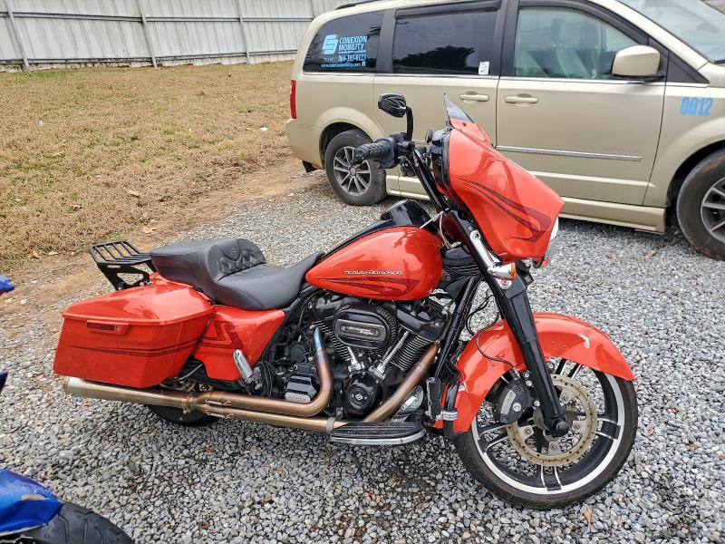 2017 HARLEY-DAVIDSON FLHXS STRE — VIN 1HD1KRC18HB604479